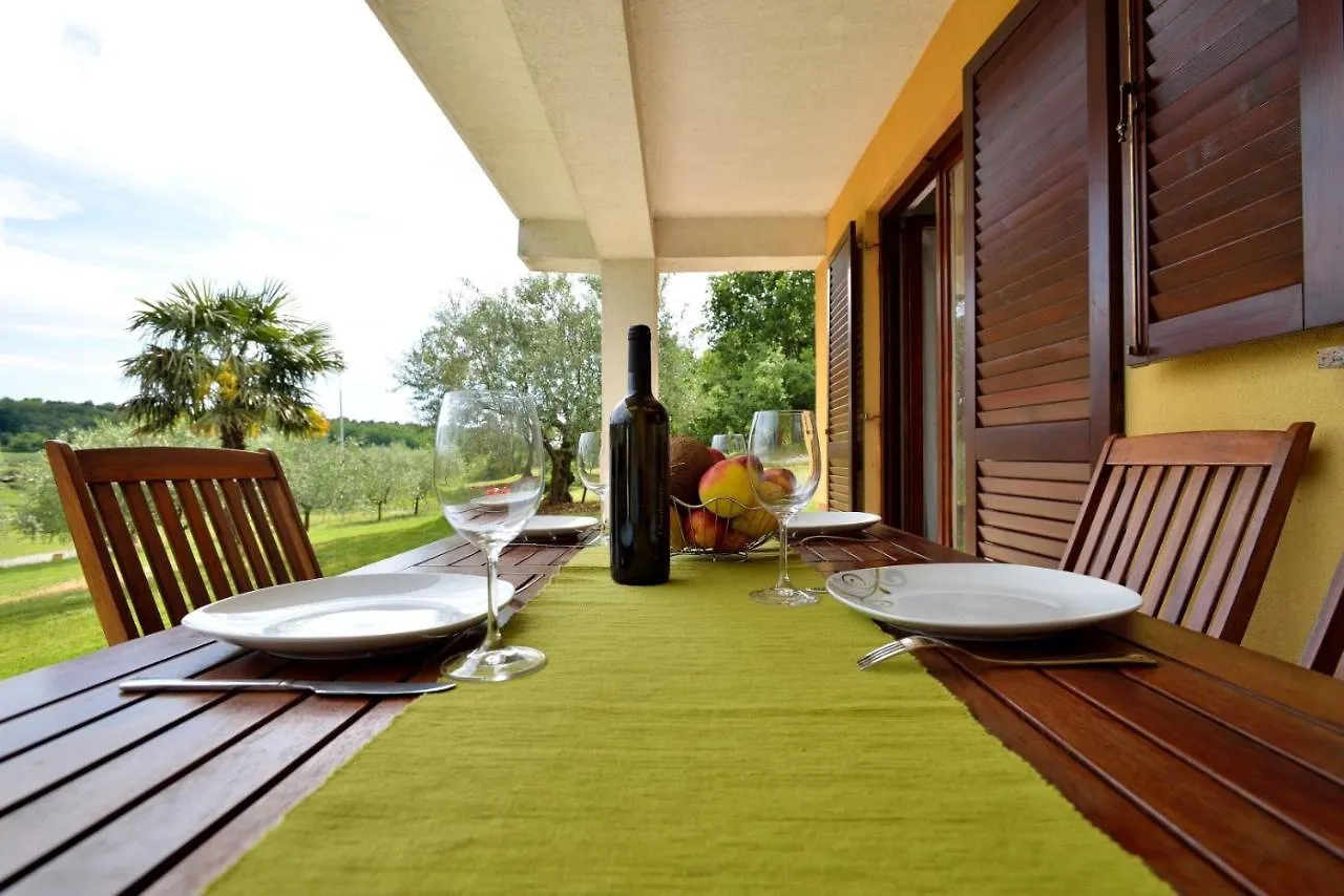 Apartment Oliva Vizinada